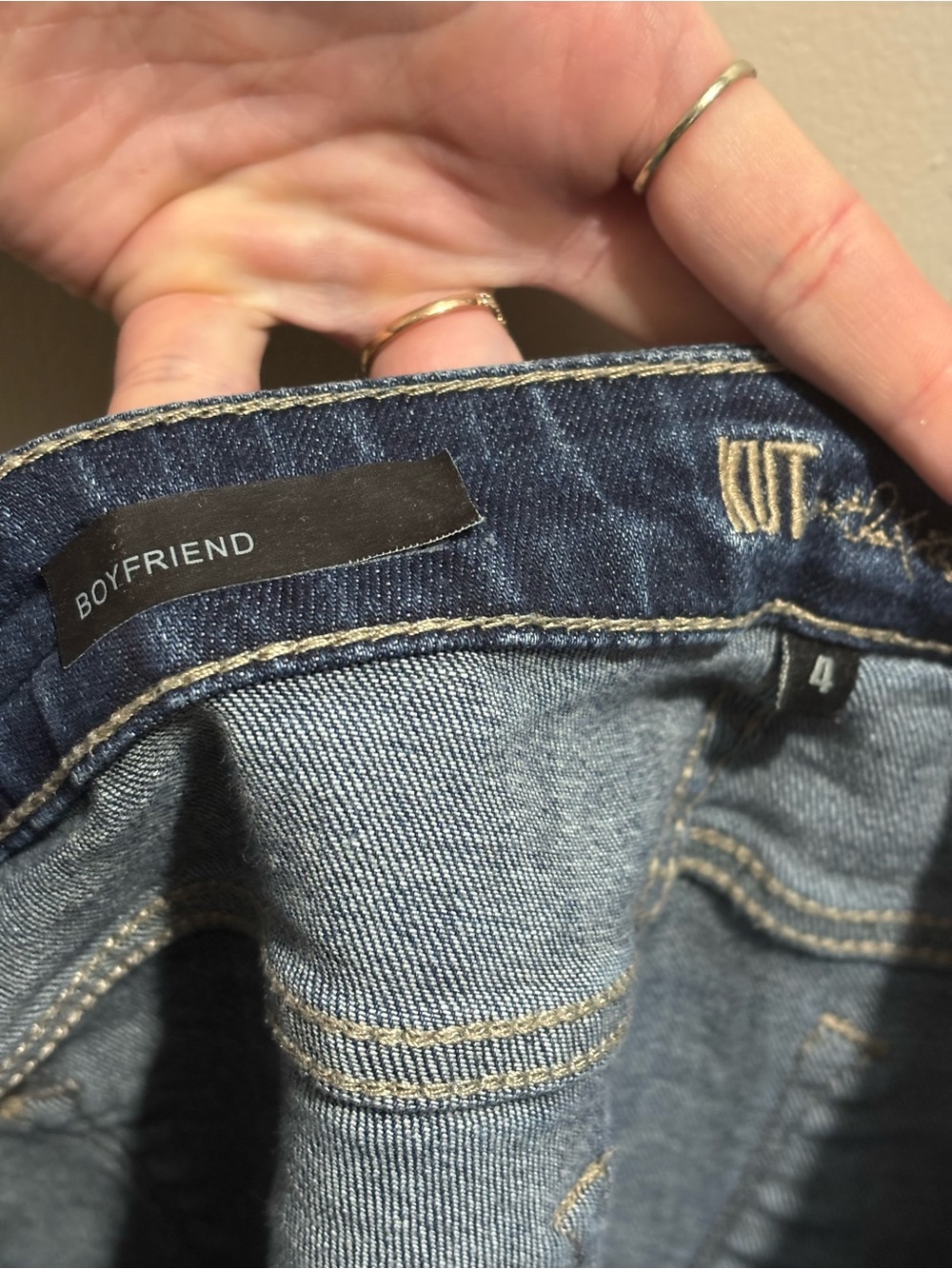 Kut from the Kloth Boyfriend Jeans Size 4 Dark Blue Wash - Picture 6 of 8